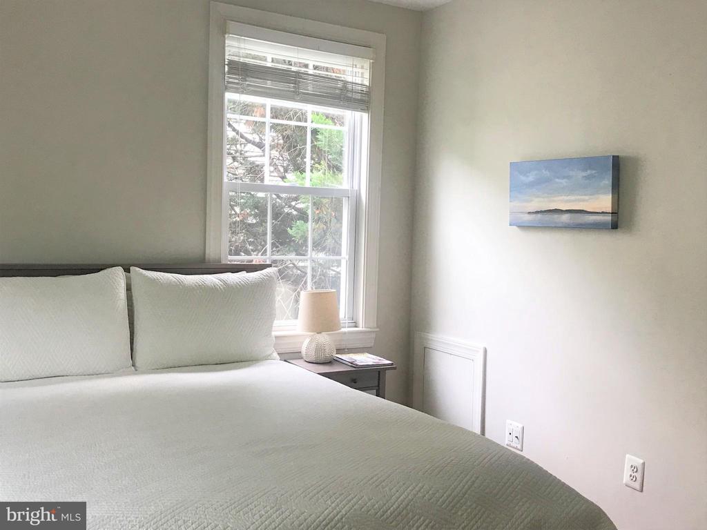 401 COMMONWEALTH AVENUE Unit: 31A