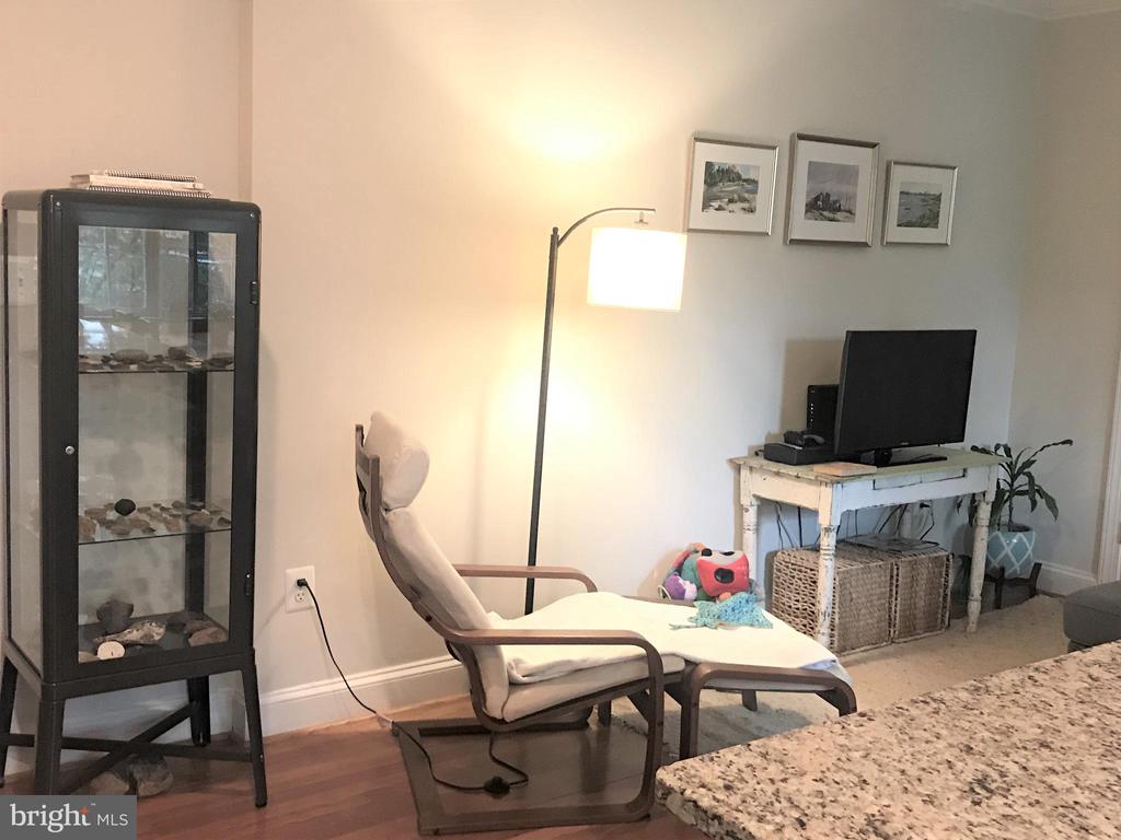 401 COMMONWEALTH AVENUE Unit: 31A