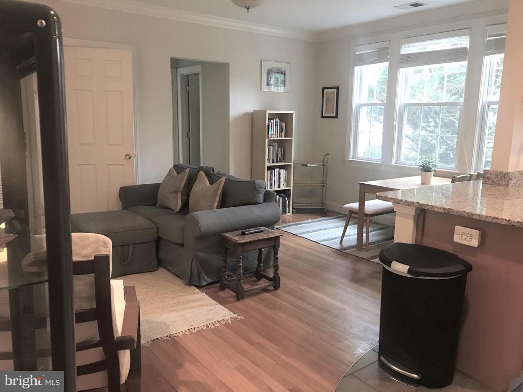 401 COMMONWEALTH AVENUE Unit: 31A