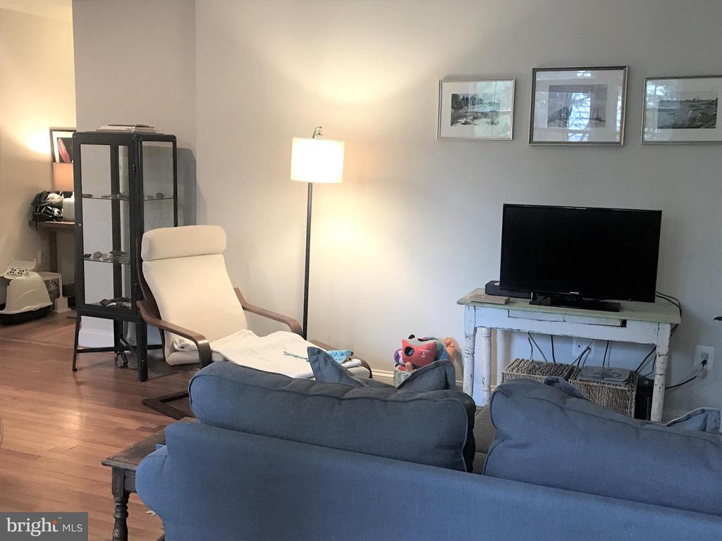 401 COMMONWEALTH AVENUE Unit: 31A