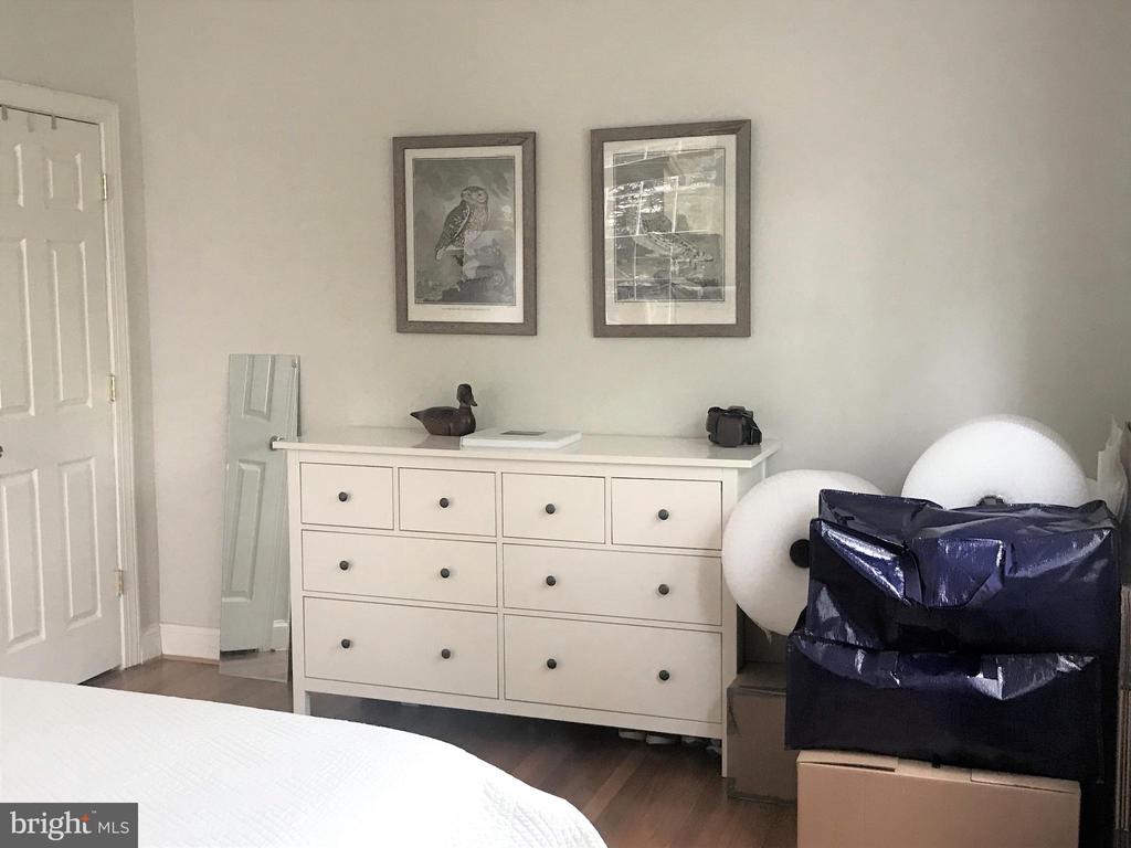 401 COMMONWEALTH AVENUE Unit: 31A