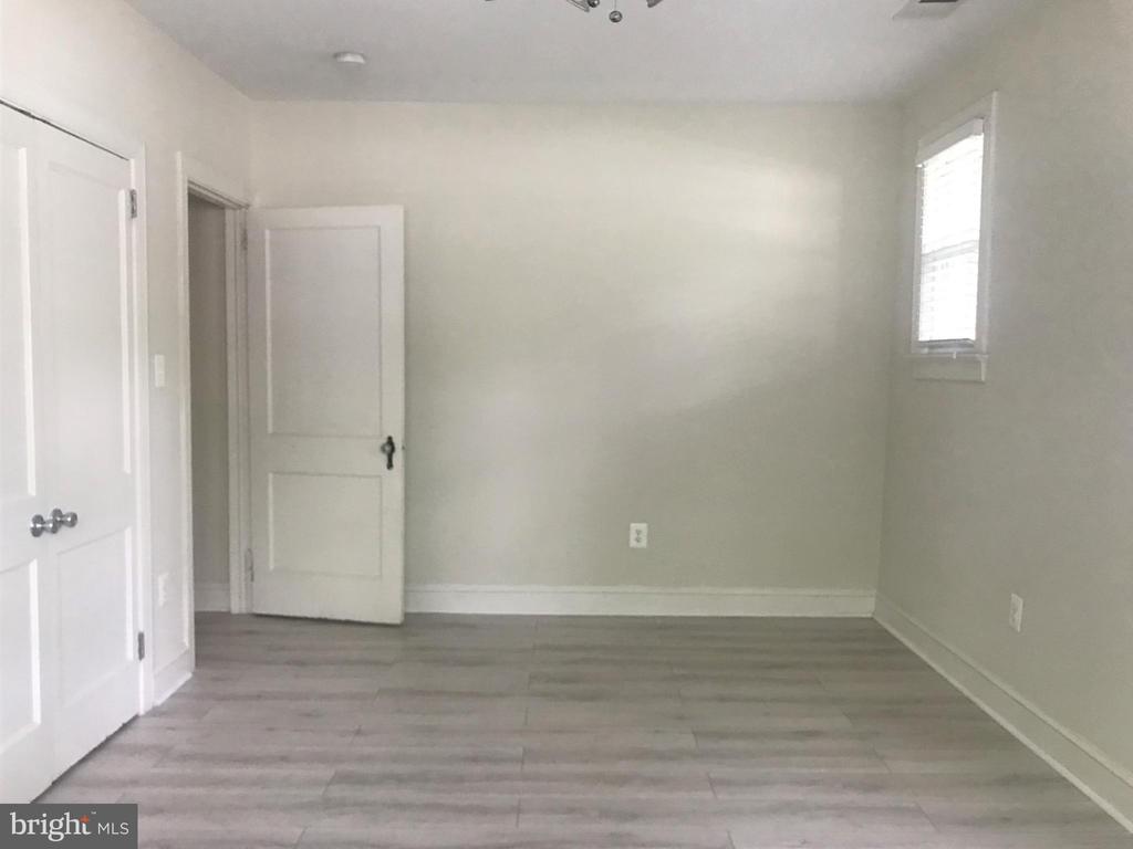 401 COMMONWEALTH AVENUE Unit: 10B