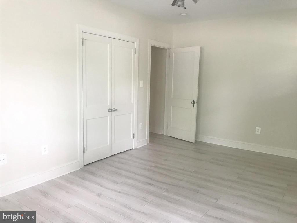 401 COMMONWEALTH AVENUE Unit: 10B