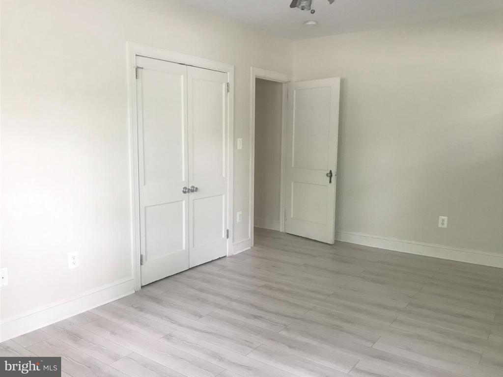 401 COMMONWEALTH AVENUE Unit: 10B