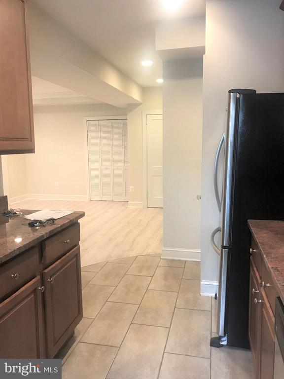 401 COMMONWEALTH AVENUE Unit: 10B