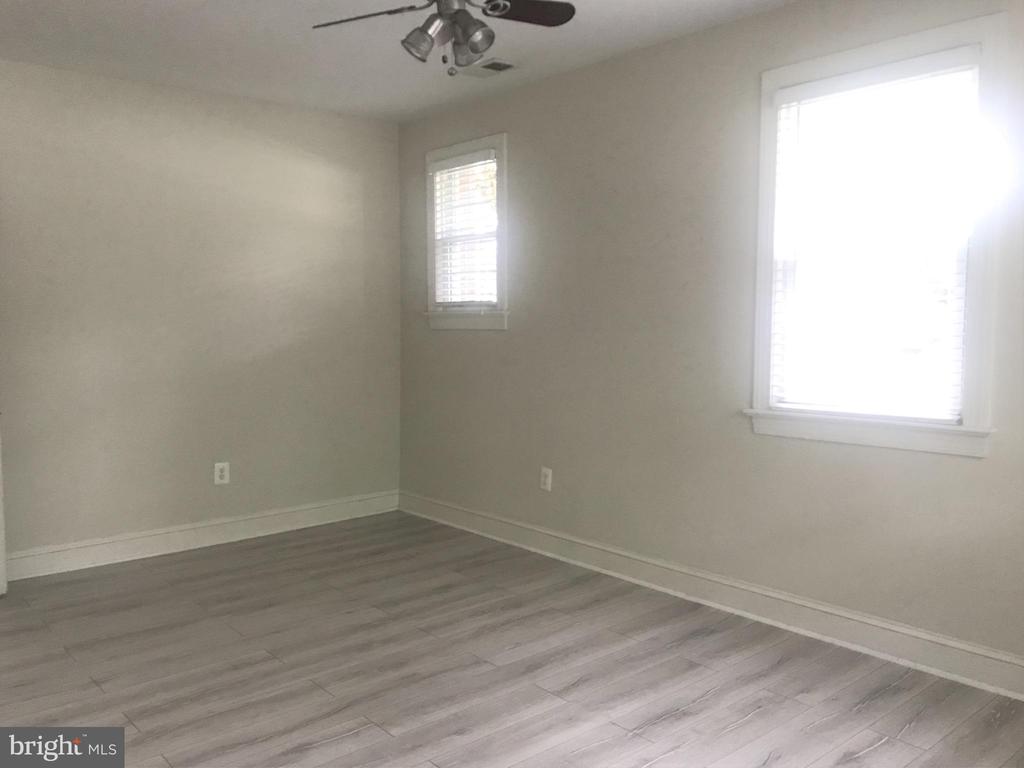 401 COMMONWEALTH AVENUE Unit: 10B