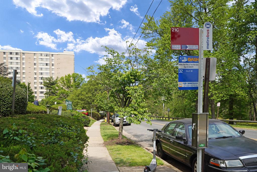 5340 HOLMES RUN PARKWAY Unit: 1503