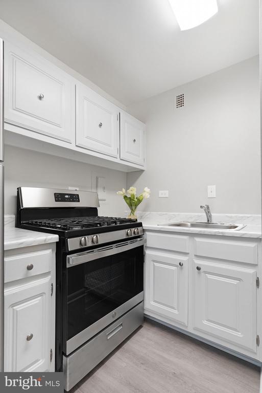 5340 HOLMES RUN PARKWAY Unit: 1503