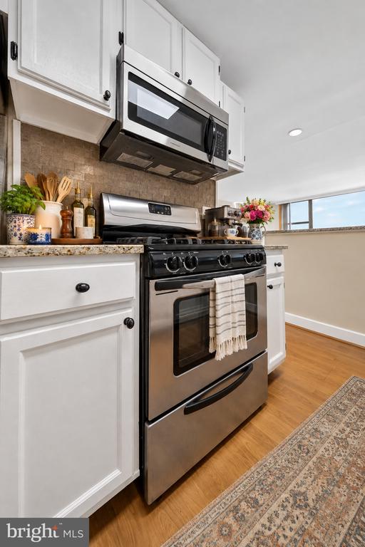 4600 DUKE STREET Unit: 1511