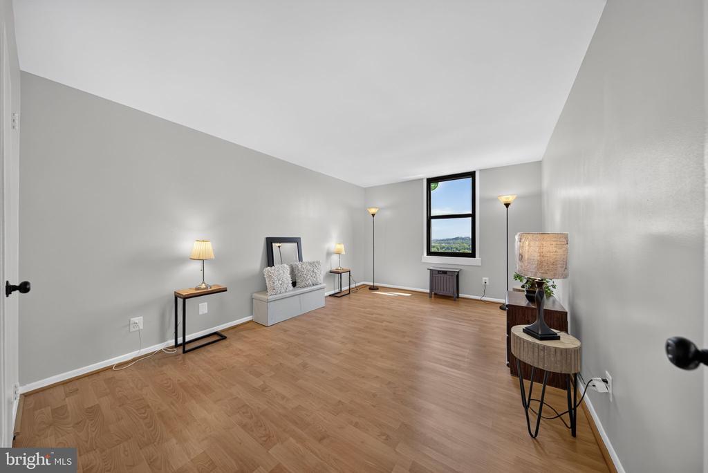 4600 DUKE STREET Unit: 1511