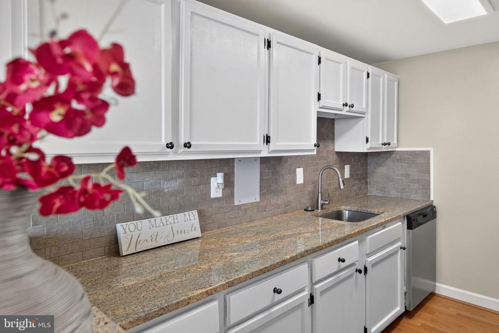 4600 DUKE STREET Unit: 1511