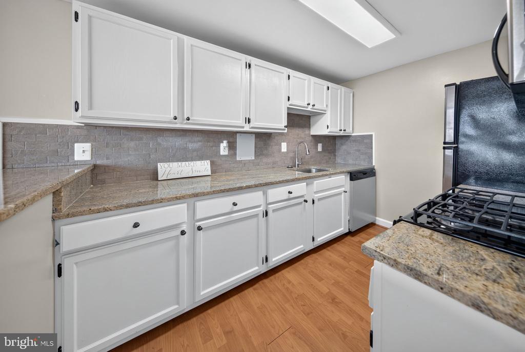 4600 DUKE STREET Unit: 1511