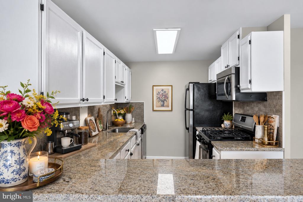 4600 DUKE STREET Unit: 1511