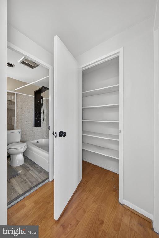 4600 DUKE STREET Unit: 1511