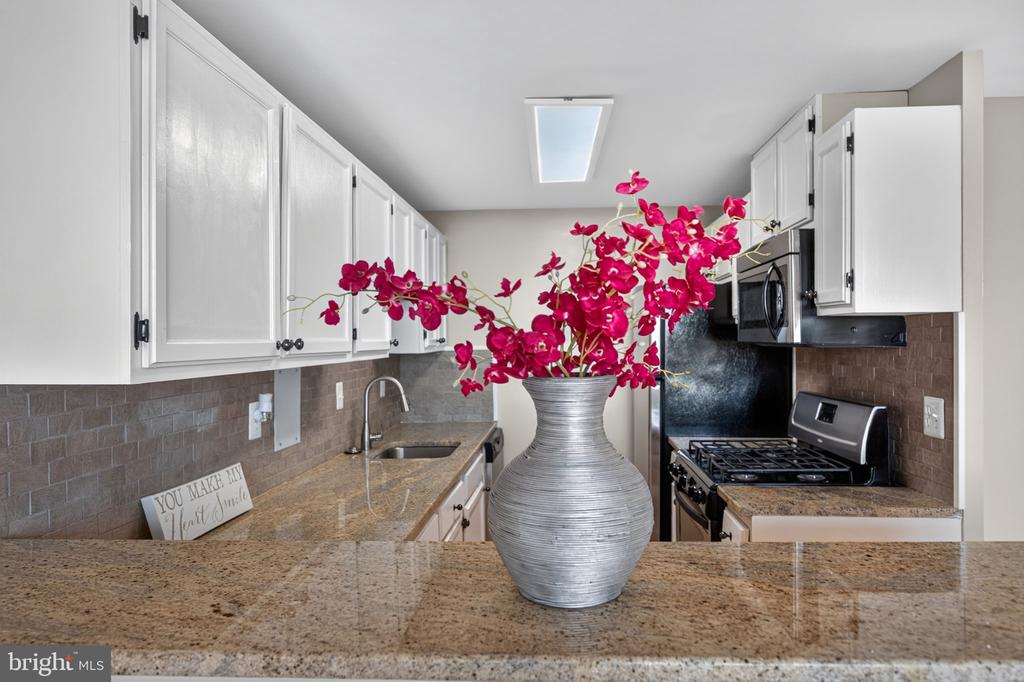 4600 DUKE STREET Unit: 1511