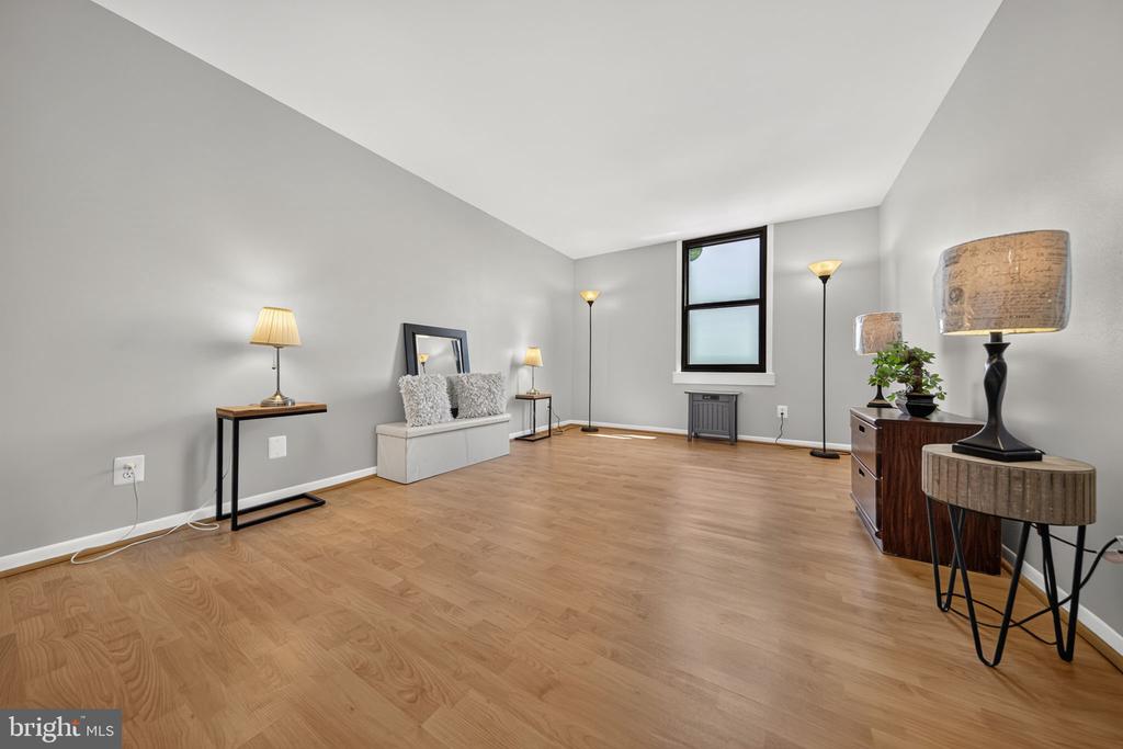 4600 DUKE STREET Unit: 1511