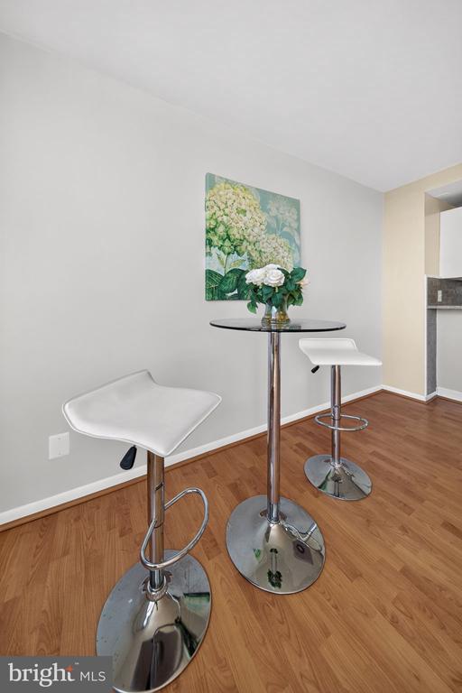 4600 DUKE STREET Unit: 1511