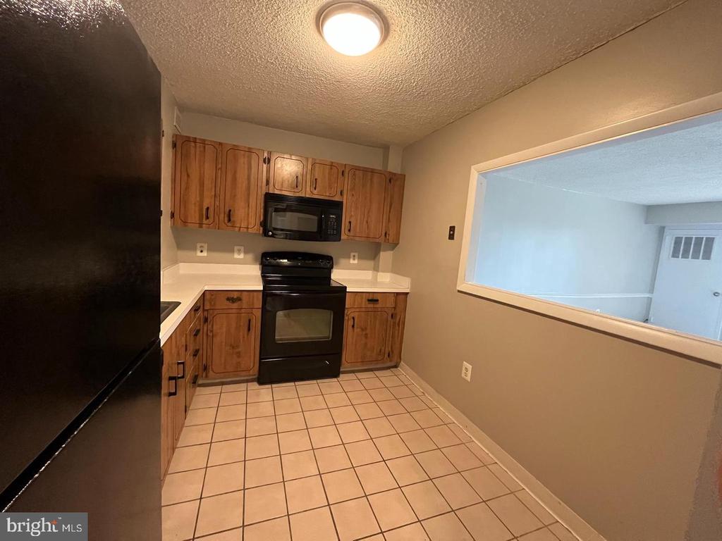 200 N PICKETT STREET Unit: 403
