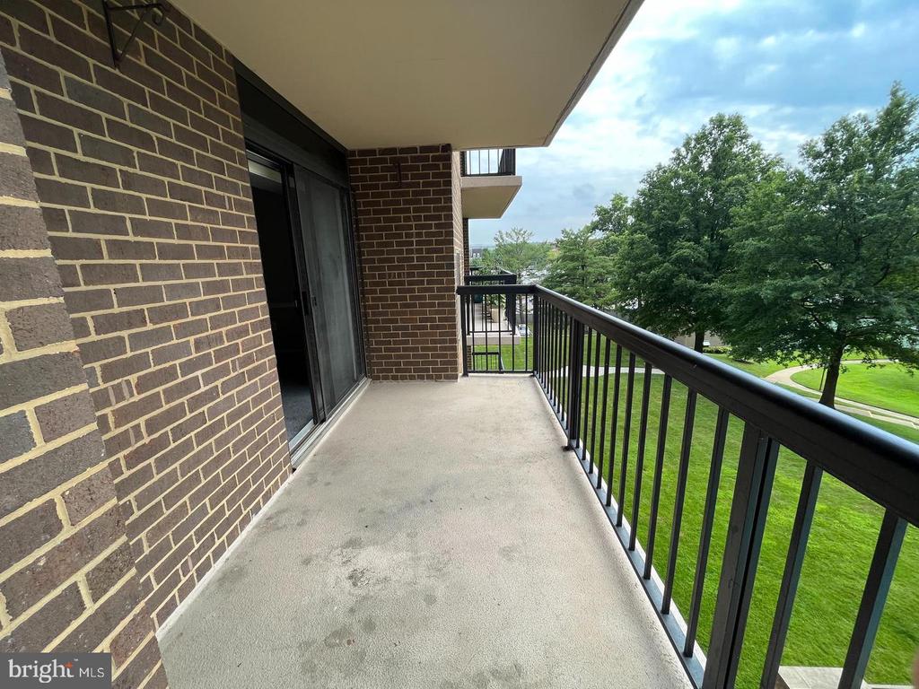 200 N PICKETT STREET Unit: 403