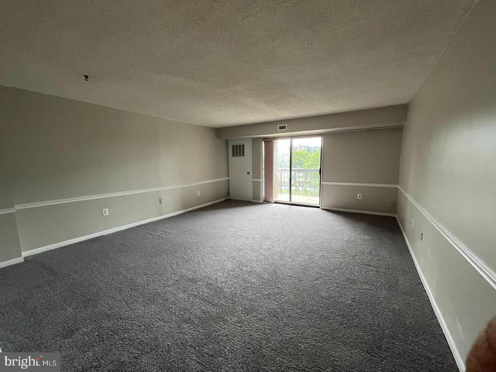 200 N PICKETT STREET Unit: 403