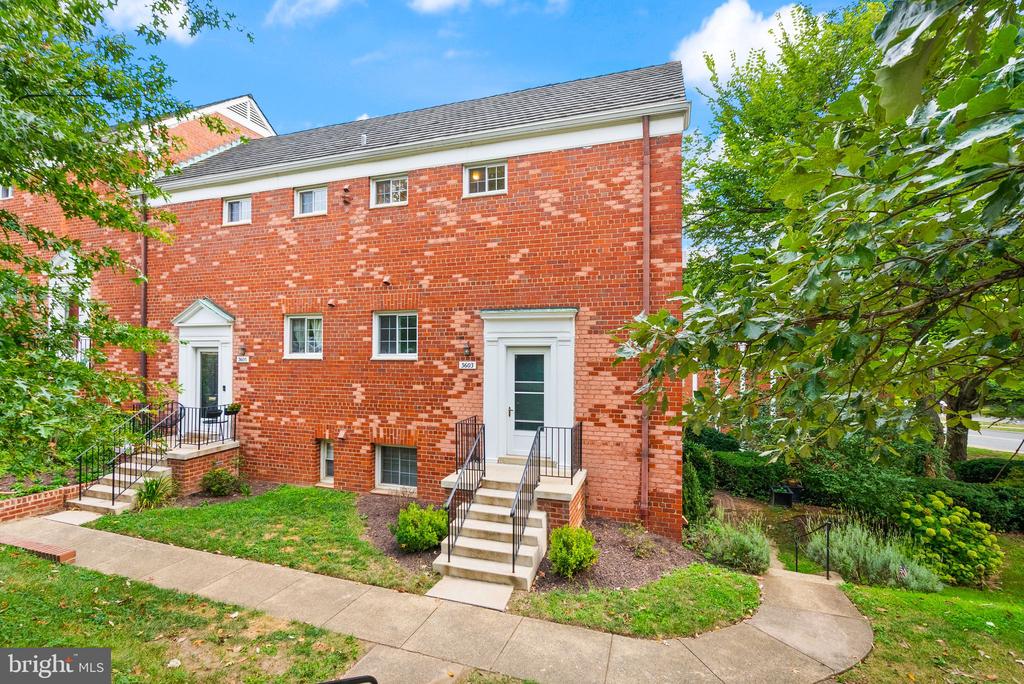 3603 GUNSTON ROAD