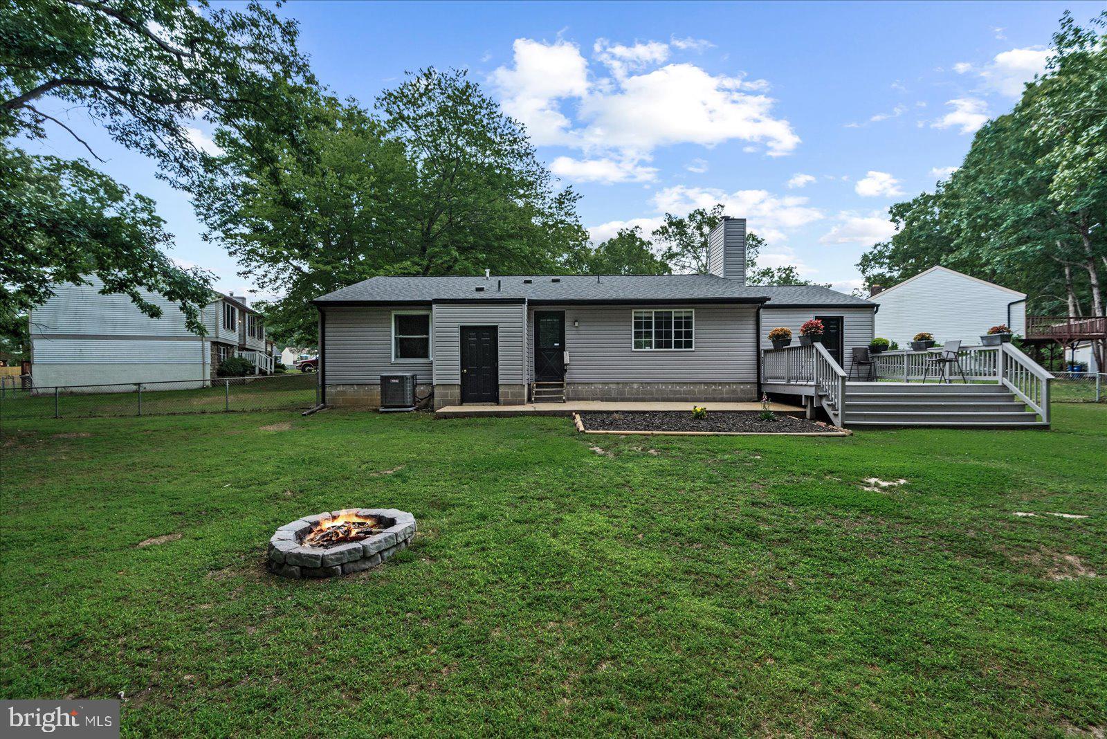 7300 Summertree Dr