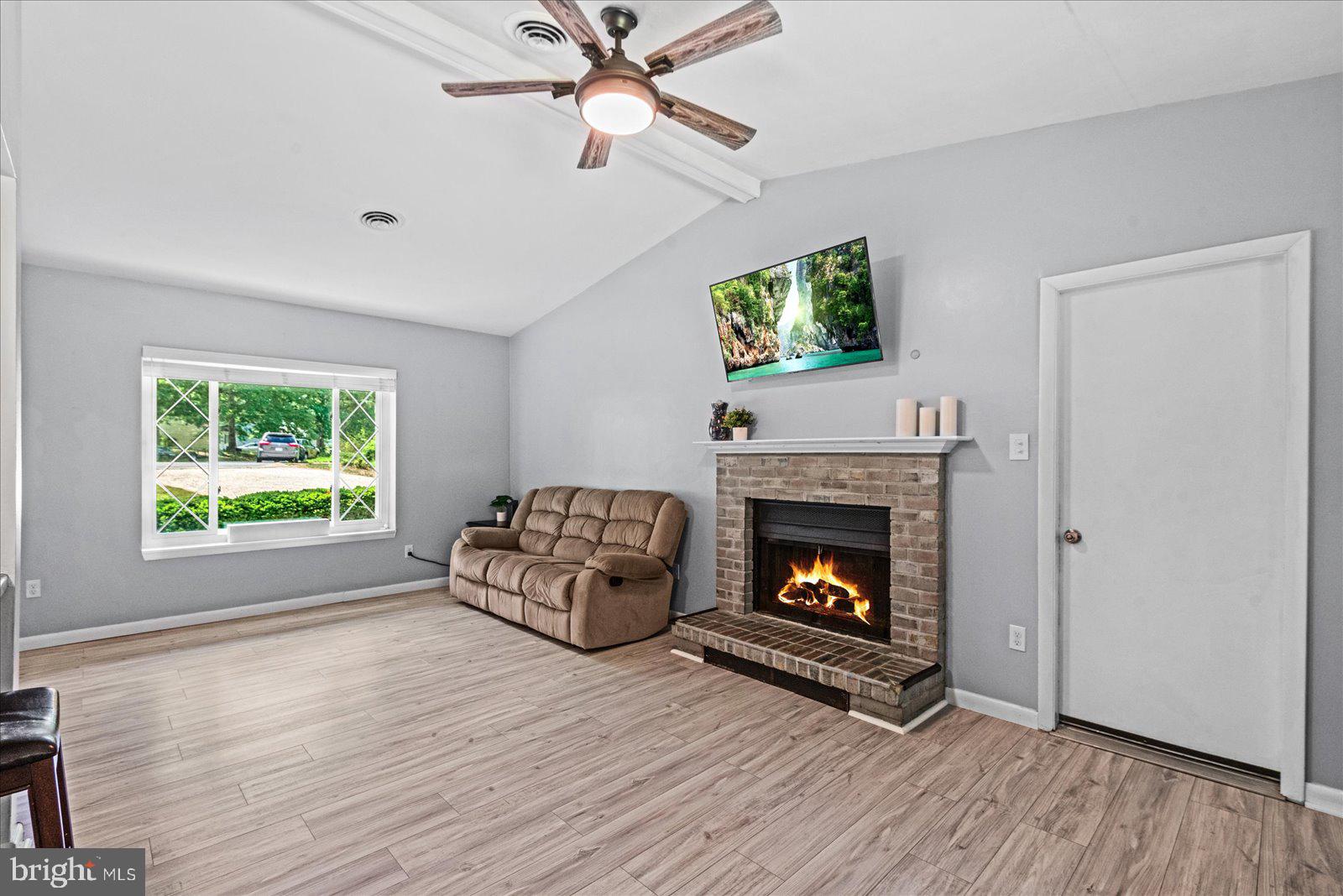 7300 Summertree Dr