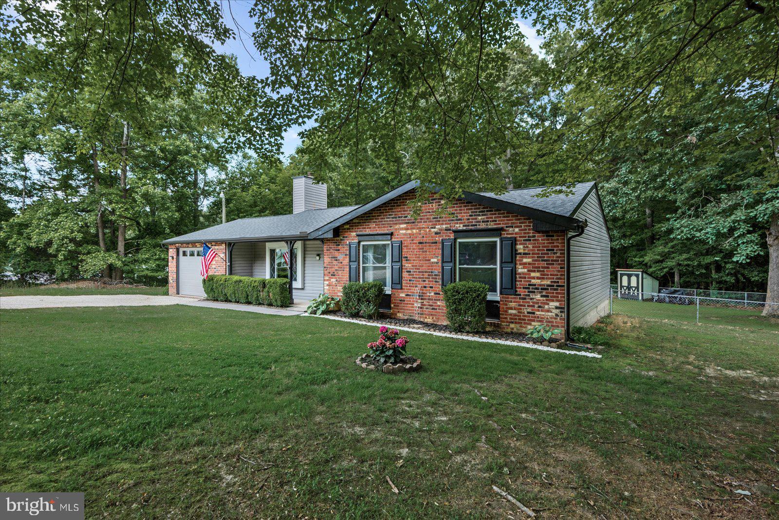 7300 Summertree Dr