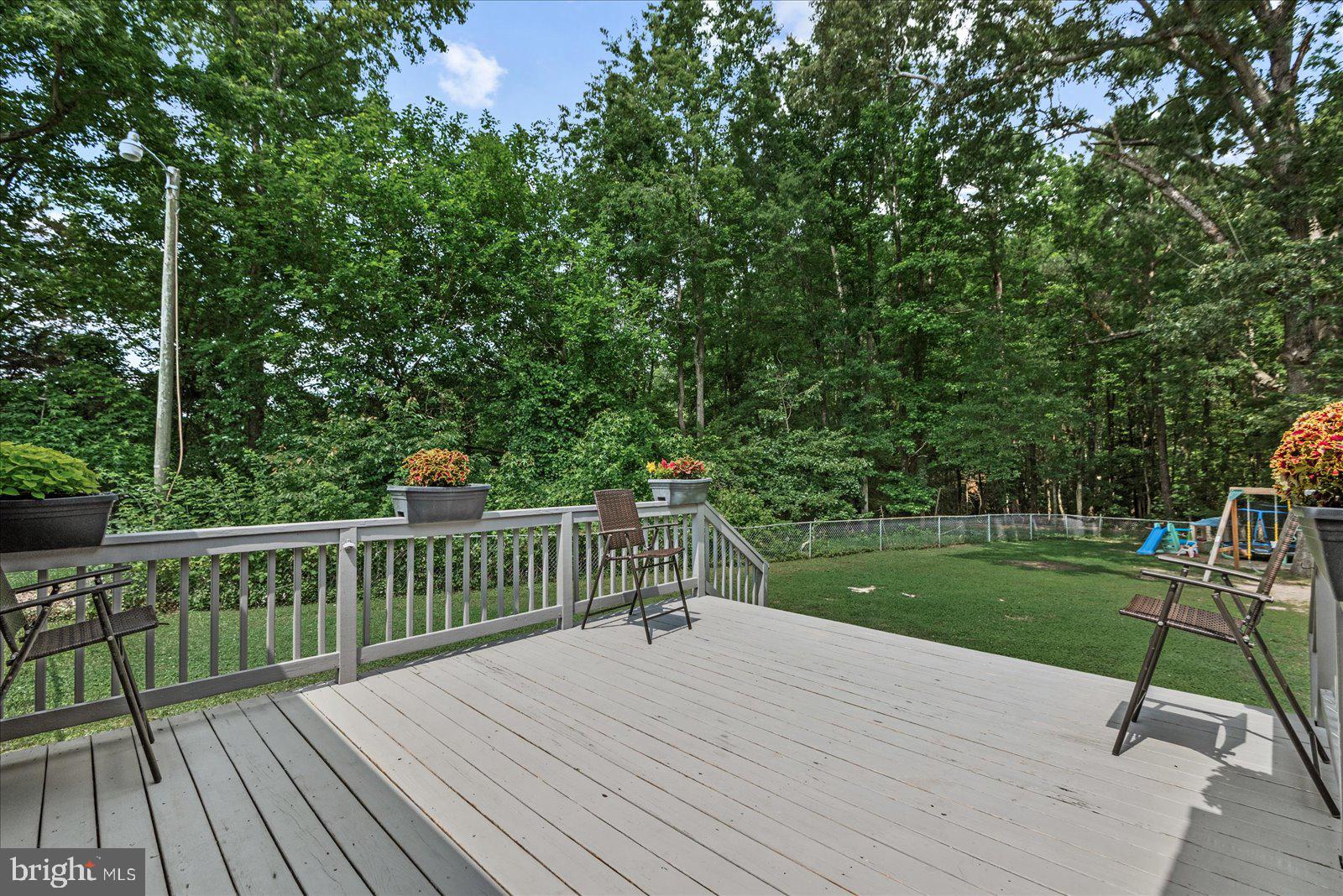 7300 Summertree Dr