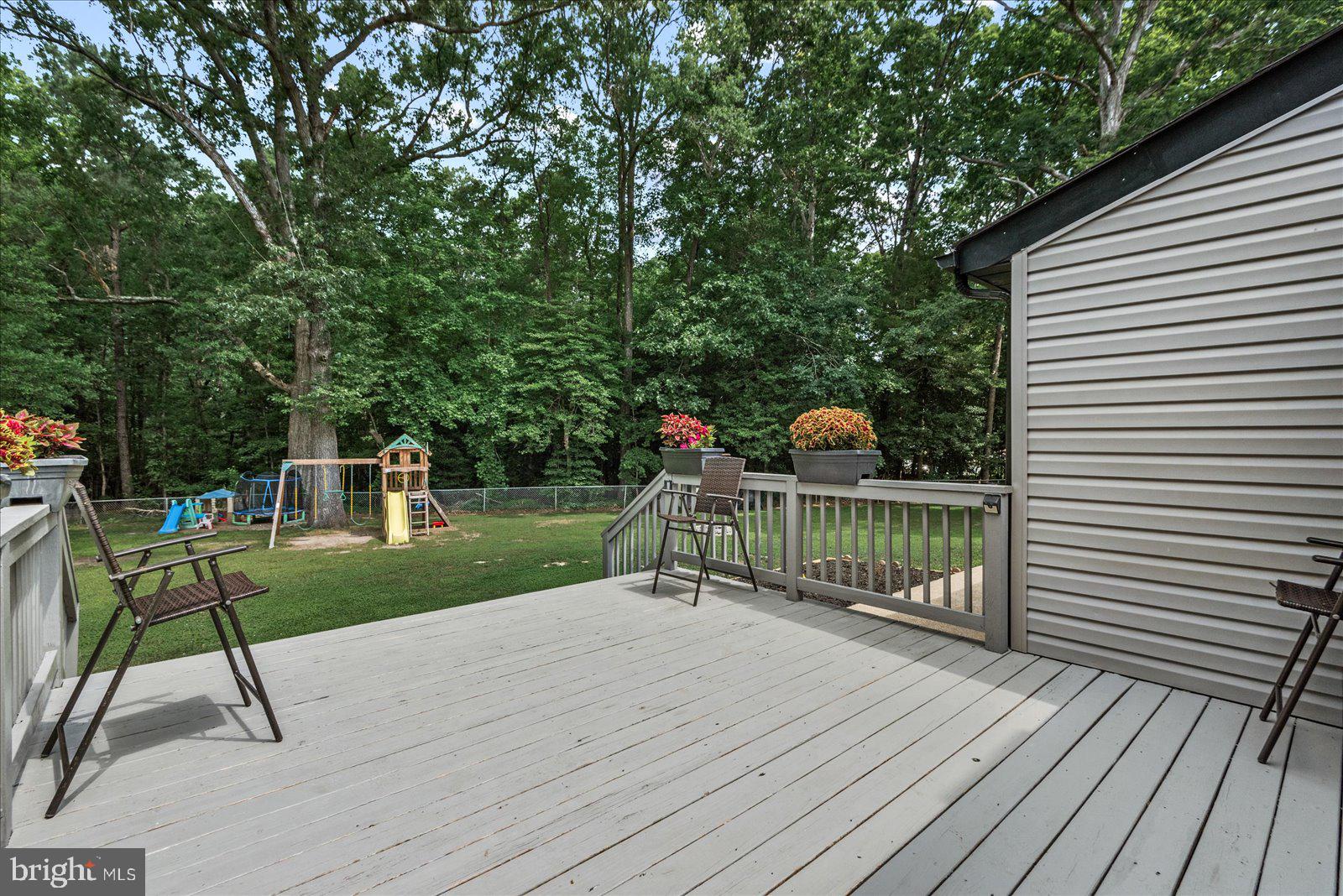 7300 Summertree Dr