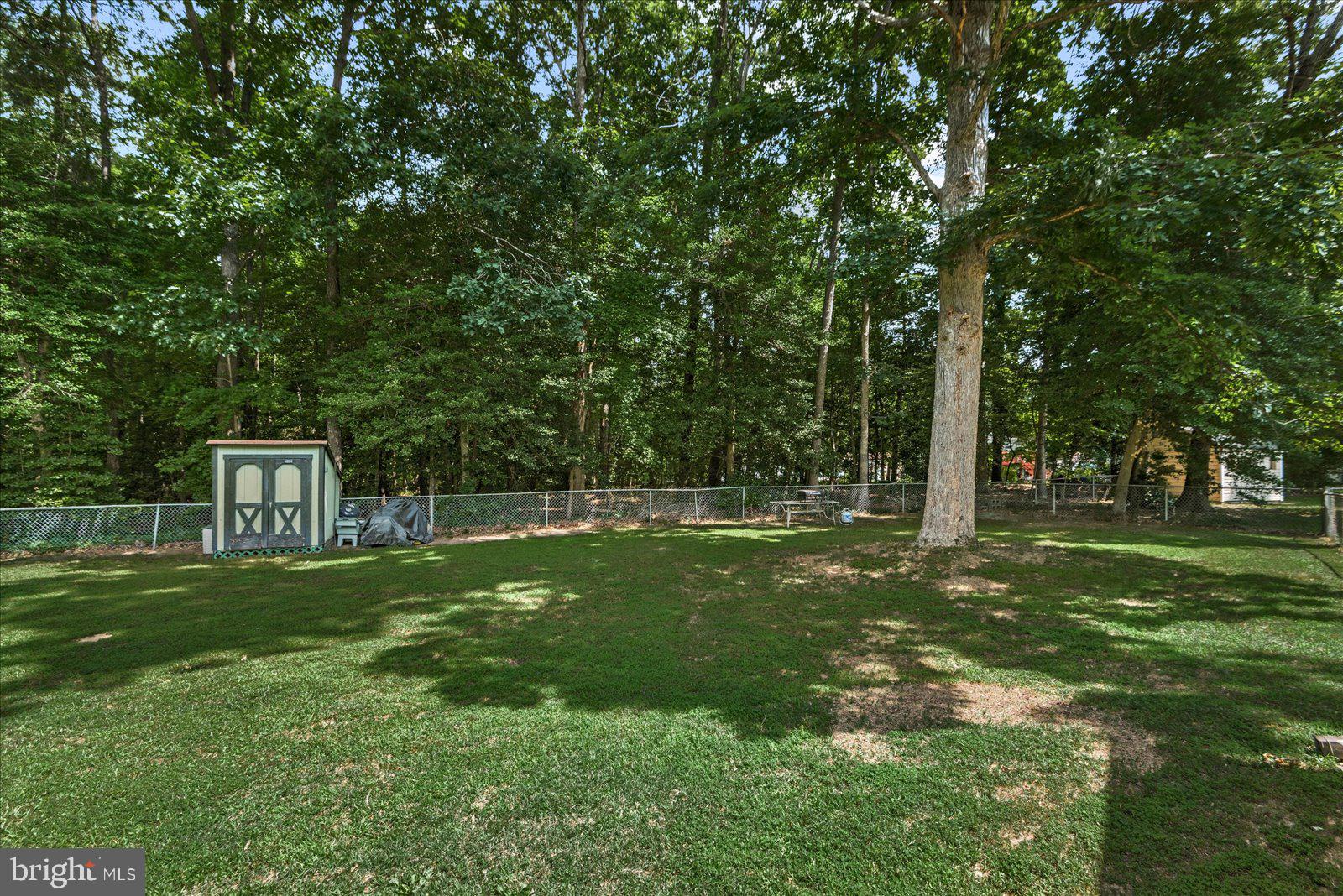 7300 Summertree Dr