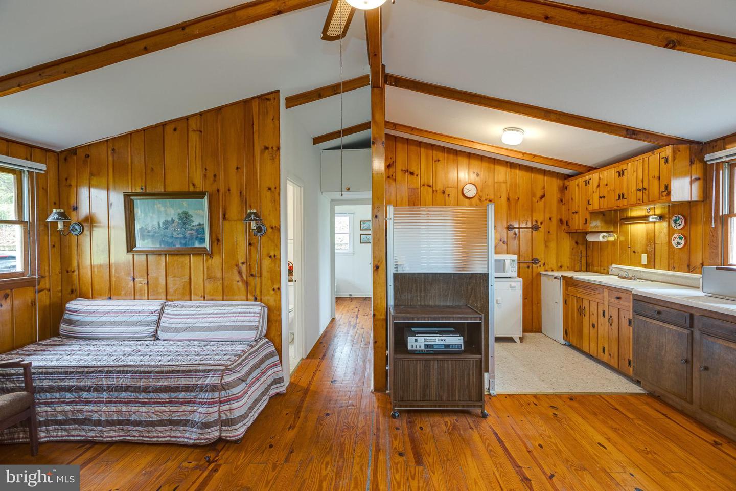 4034 Calmes Neck LANE