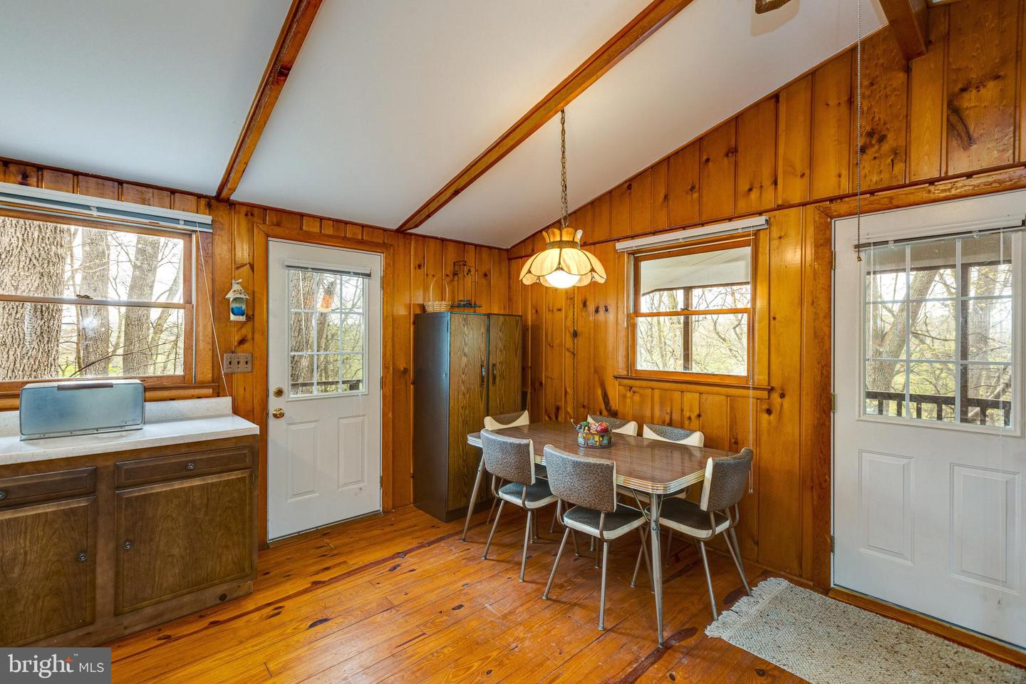 4034 Calmes Neck LANE