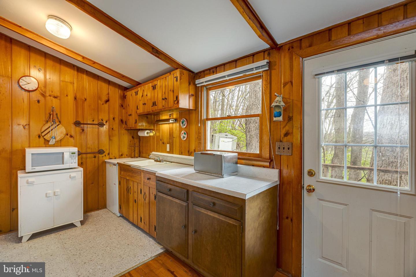 4034 Calmes Neck LANE