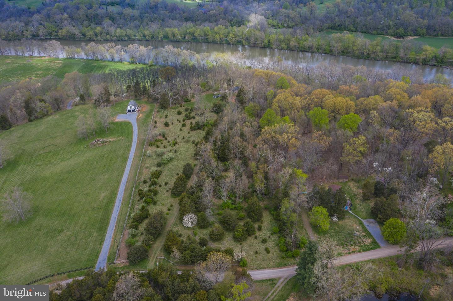 4034 Calmes Neck LANE