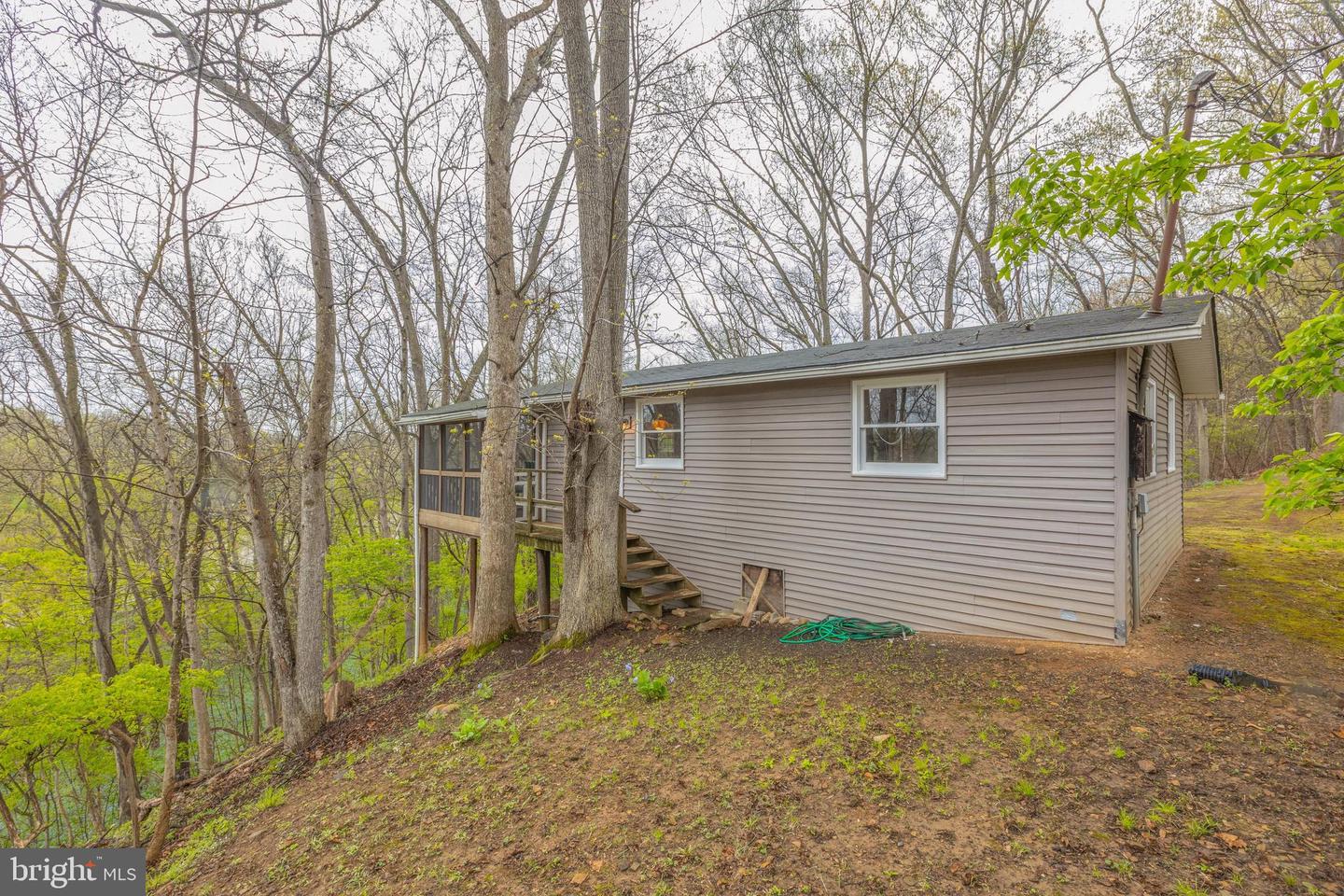 4034 Calmes Neck LANE