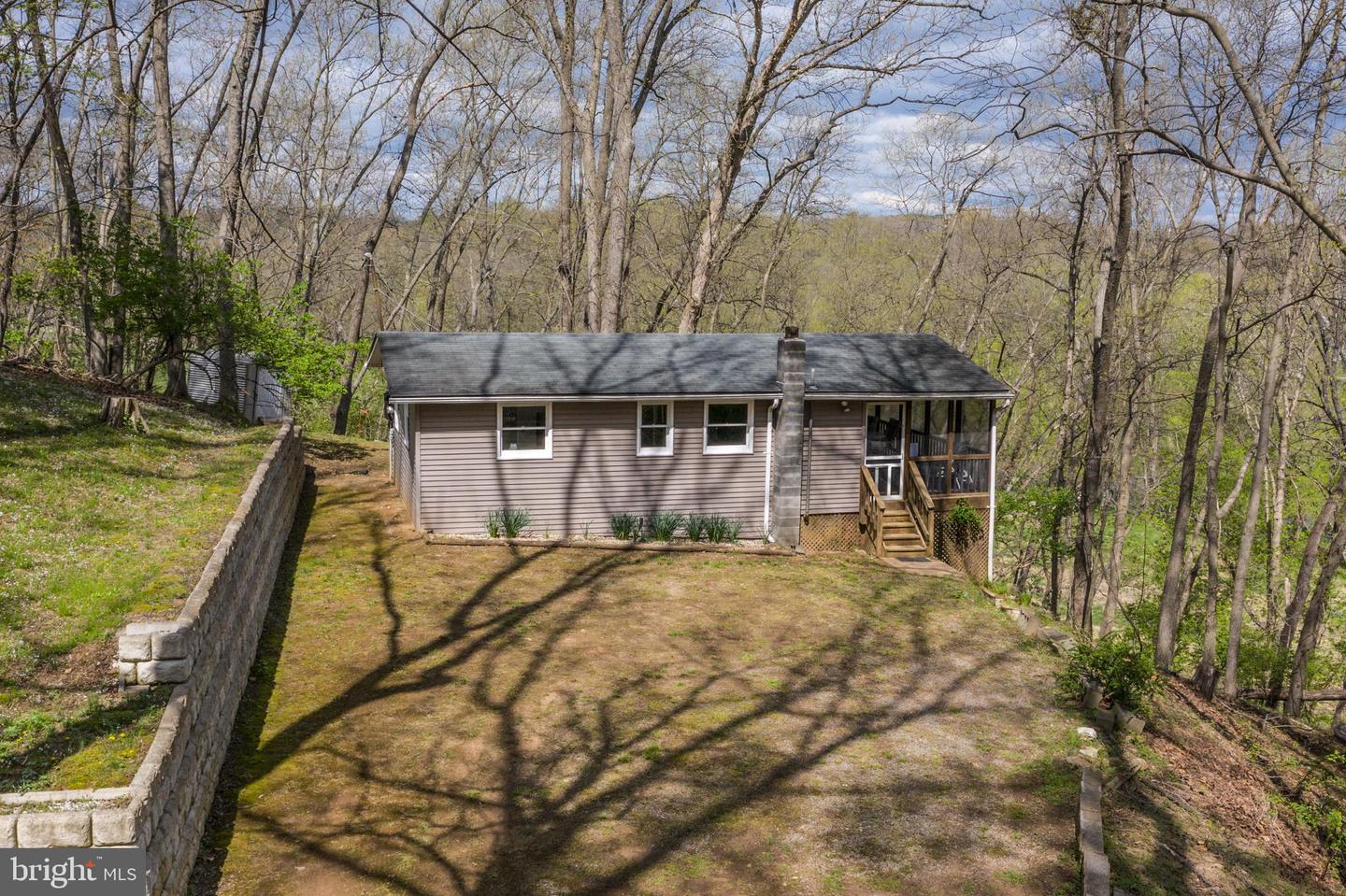 4034 Calmes Neck LANE