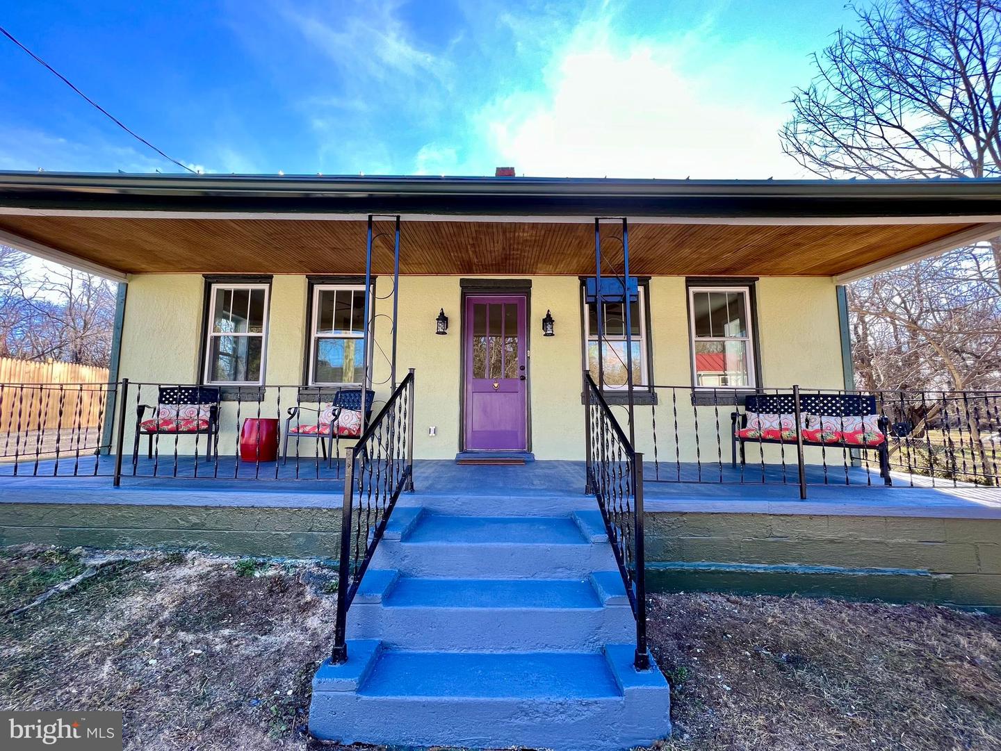 19 Josephine STREET