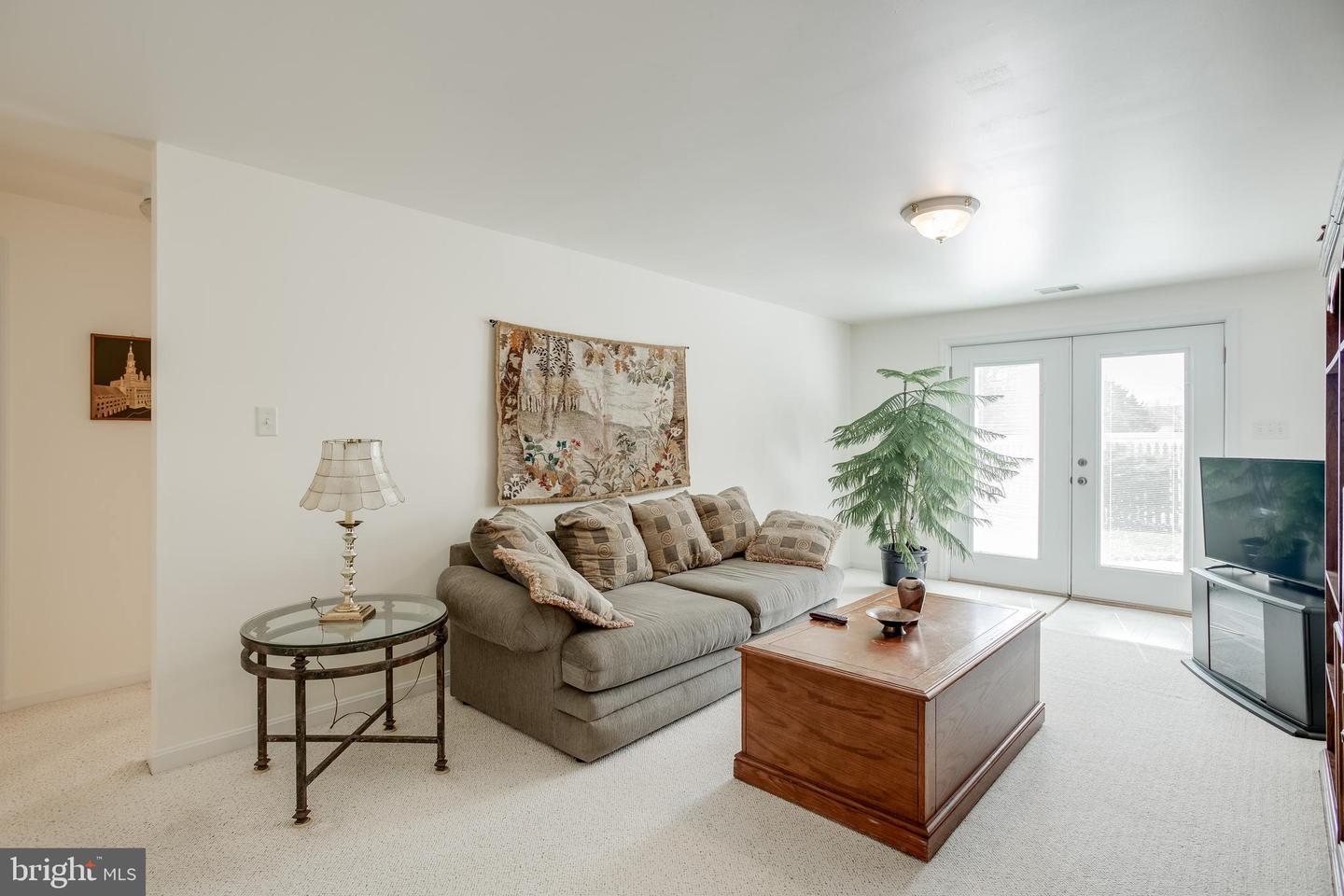 511 Mosby BOULEVARD