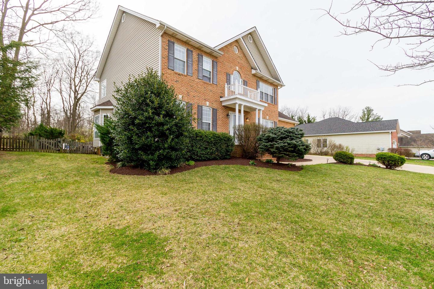 212 Hermitage BOULEVARD