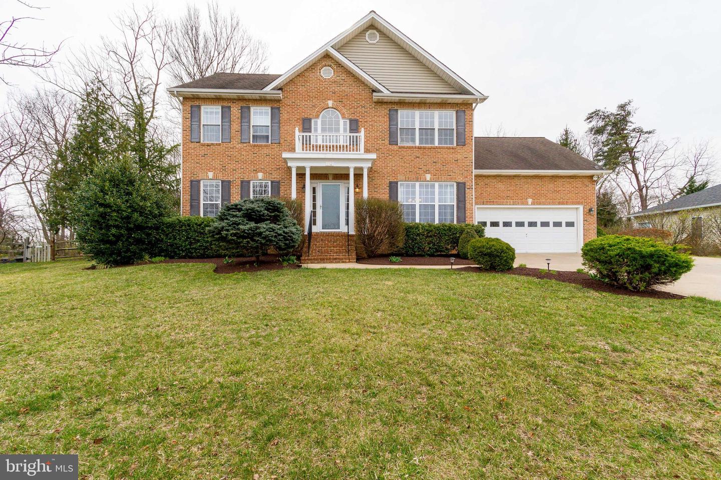 212 Hermitage BOULEVARD