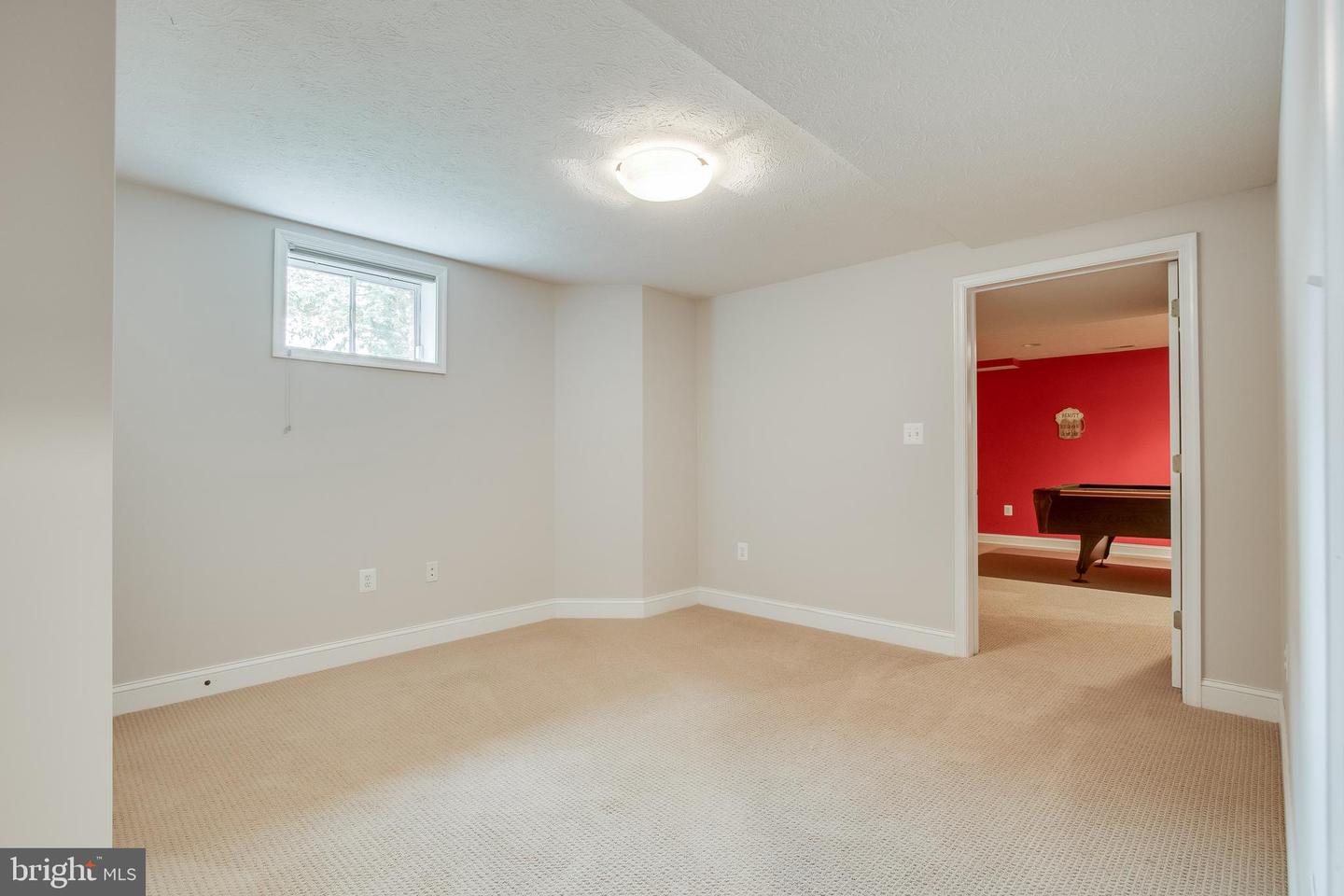 212 Hermitage BOULEVARD