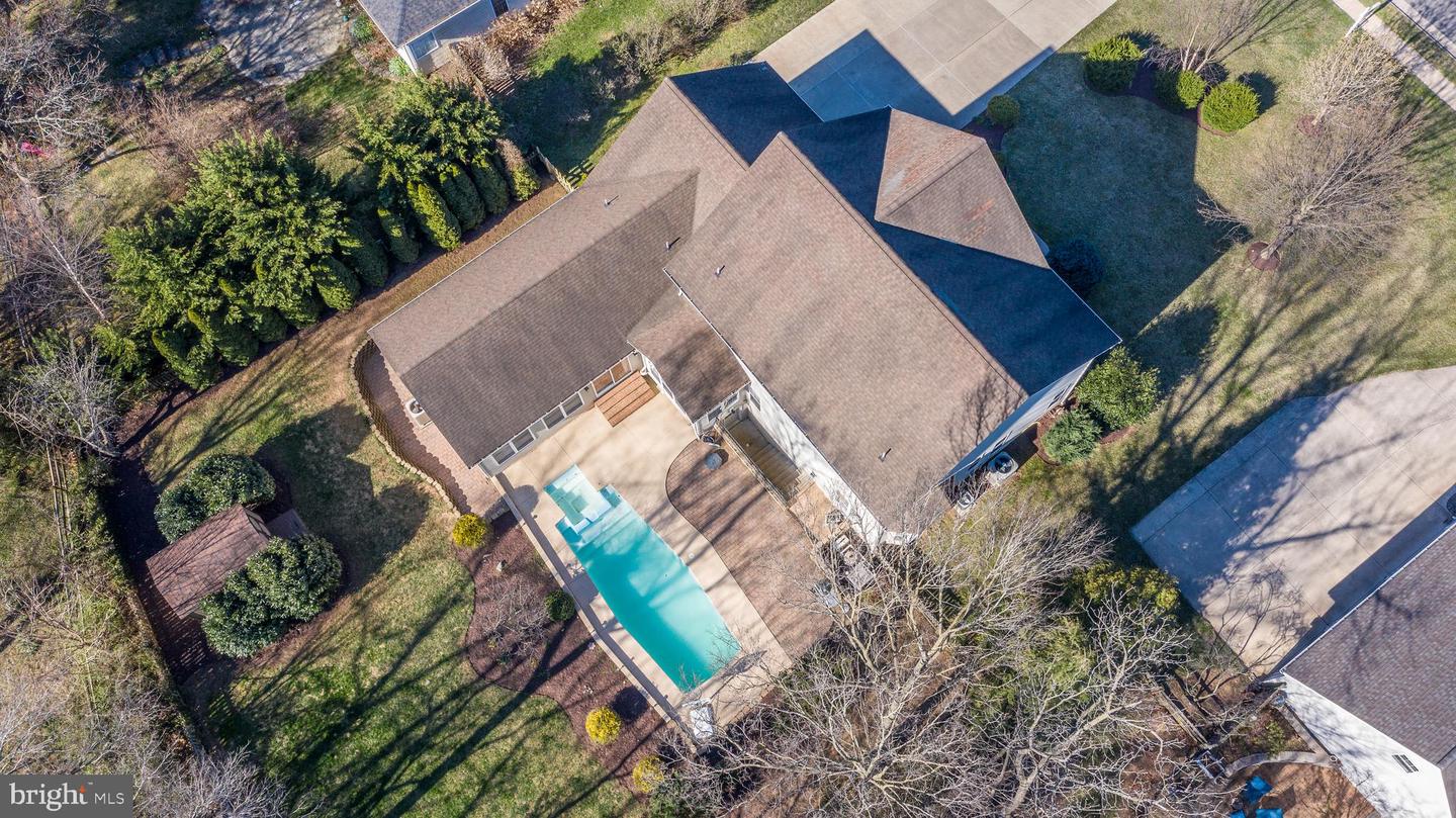 212 Hermitage BOULEVARD