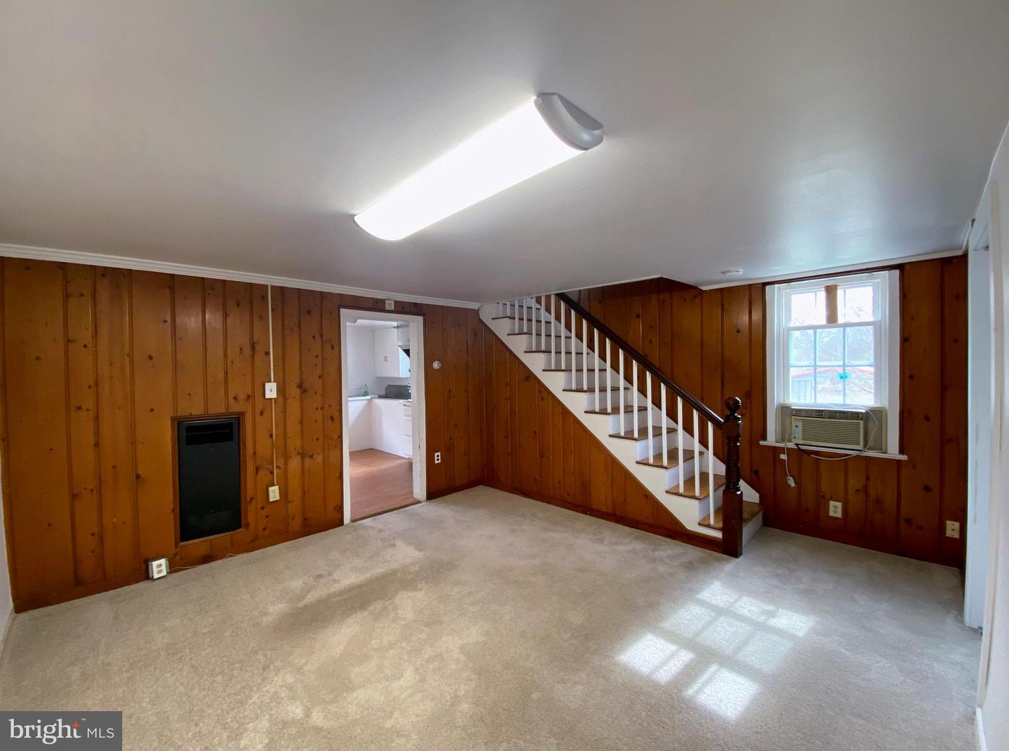 6967 Lord Fairfax HIGHWAY