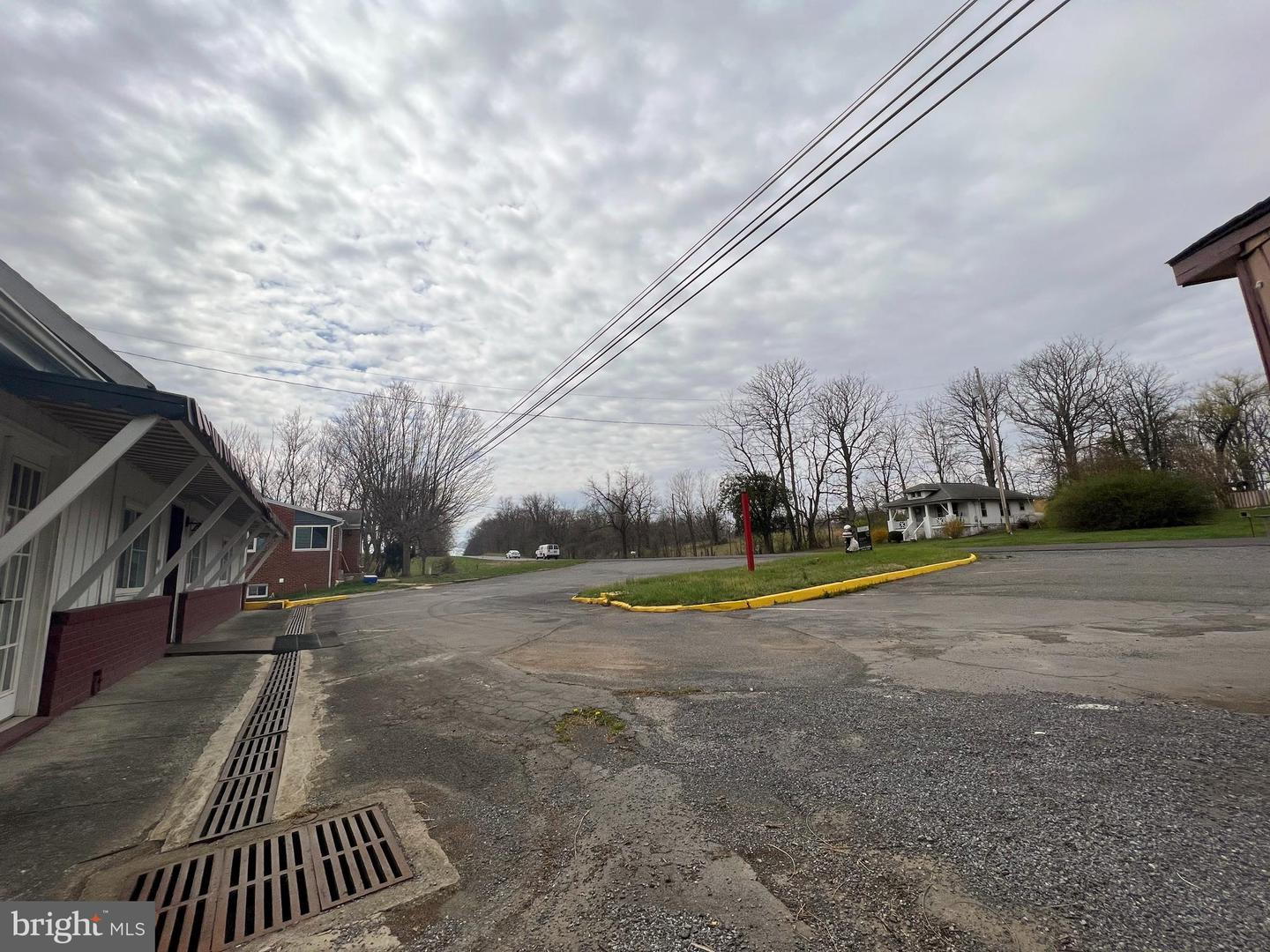 6967 Lord Fairfax HIGHWAY