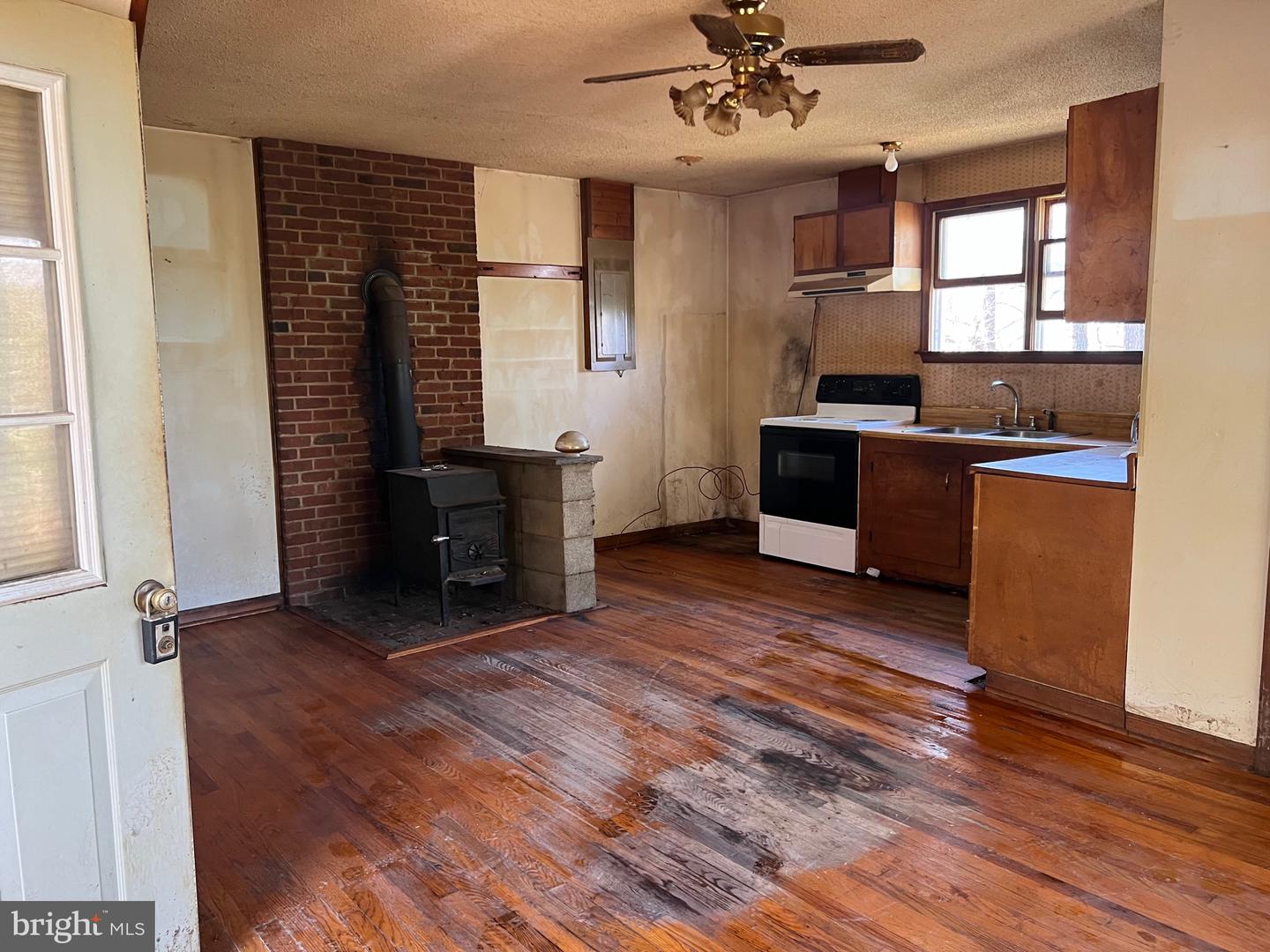 161 Old Ferry LANE
