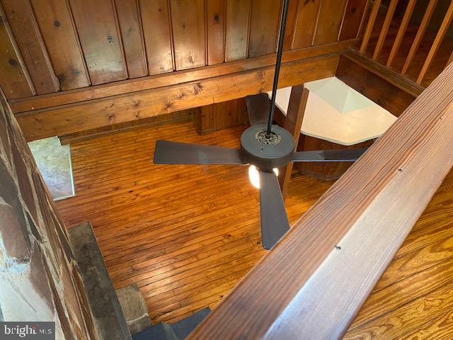 483 Beechwood LANE
