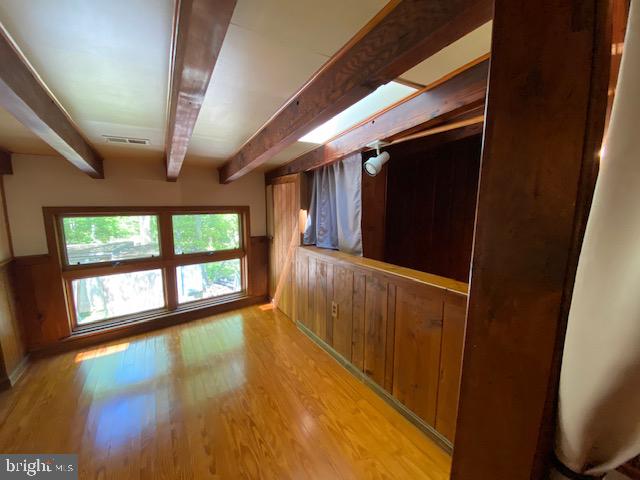 483 Beechwood LANE