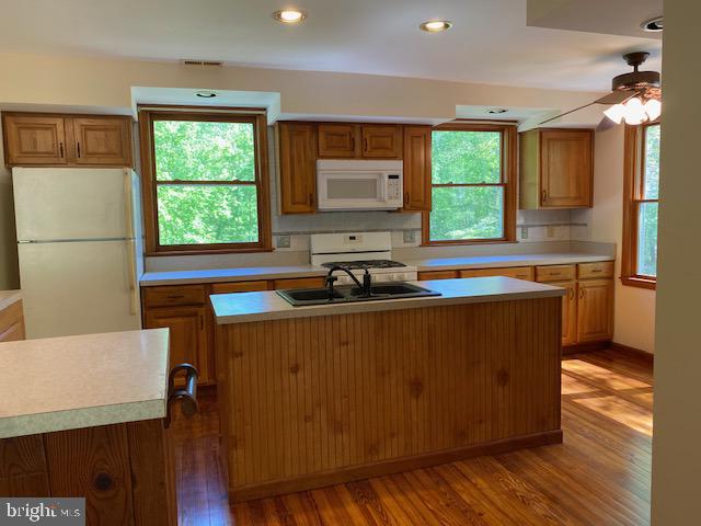 483 Beechwood LANE