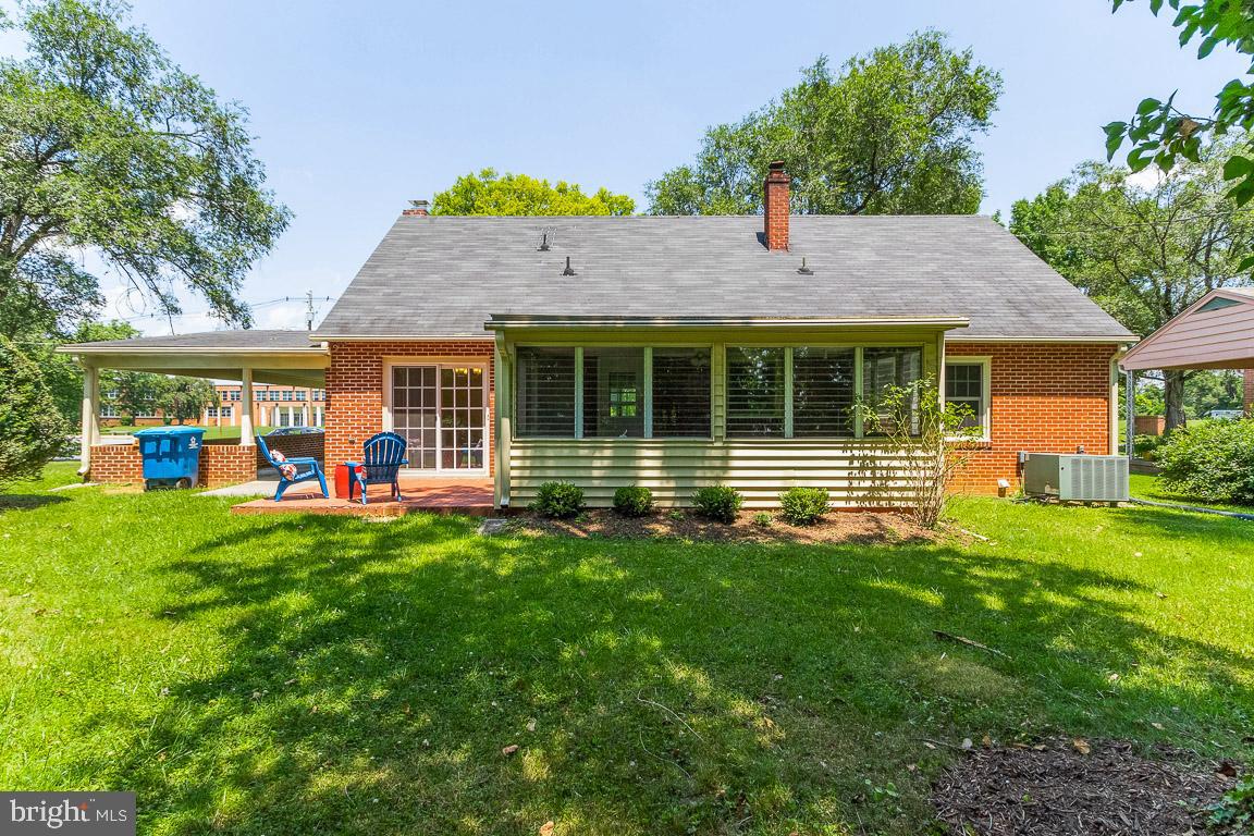 138 Rosemont CIRCLE